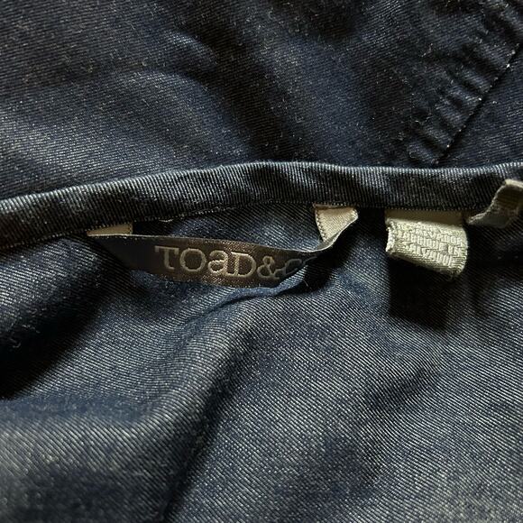 Toad & Co Wayfarer Chambray Blue Denim Button Tunic Top Sz Medium Boho Granola - Picture 3 of 7